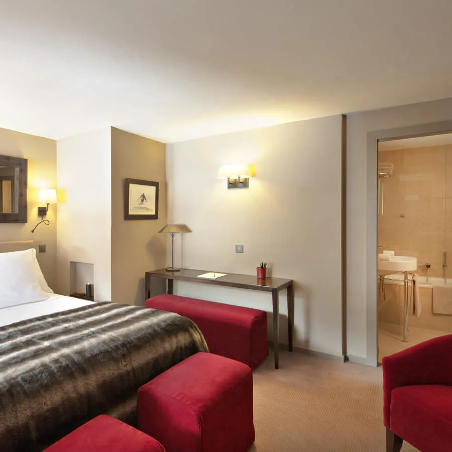 Chalet Suite with alpine decor, 3 bedrooms and balcony, Verbier