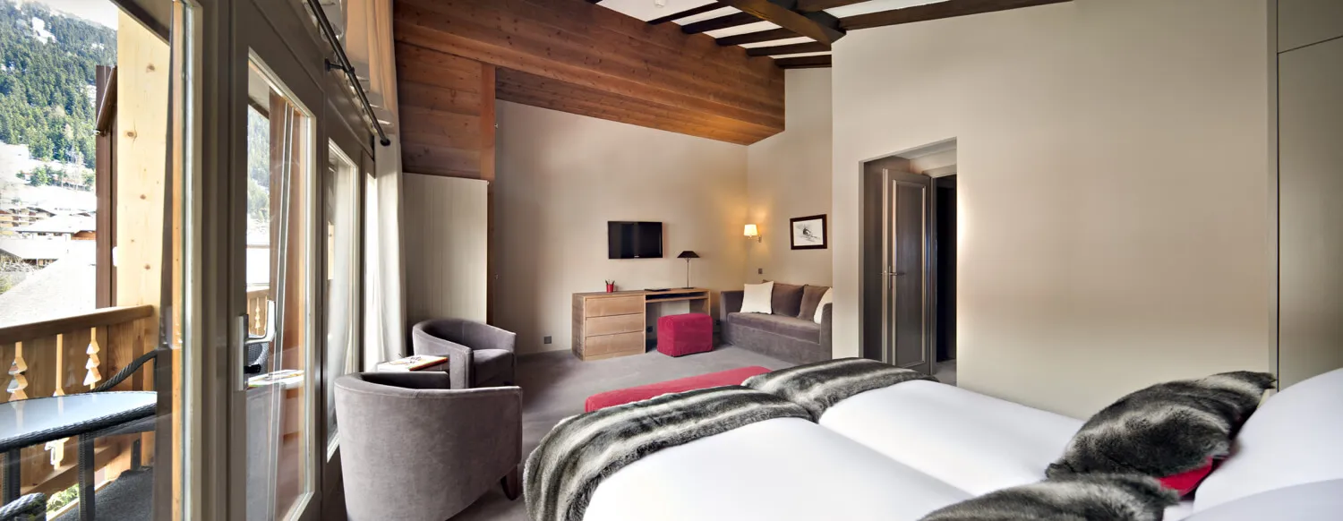 Penthouse top floor with panoramic Combin mountain views, Verbier